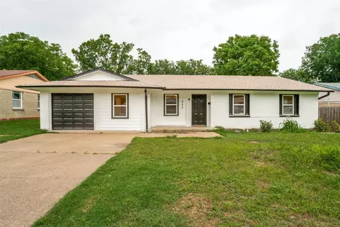 923 Deerwood Dr, Dallas, TX 75232