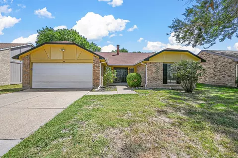 414 Redbud Dr, Forney, TX 75126