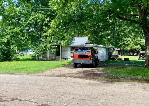 Other - 300 Smith St, Como, TX 75431 photo 4 of 5