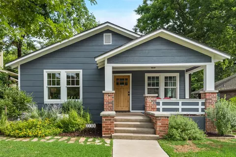 2106 W Morphy St, Fort Worth, TX 76110