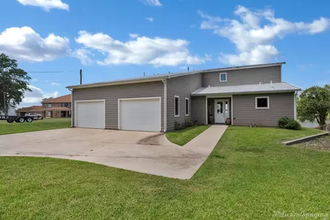 1620 Cross Lake Blvd, Shreveport, LA 71109