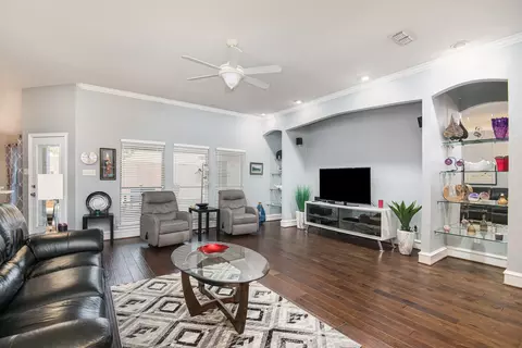 7025 Cattle Dr, Fort Worth, TX 76179
