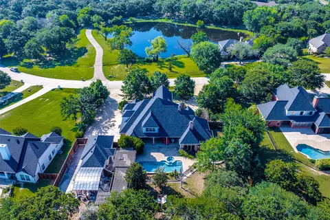 7700 Emerson Ln, Flower Mound, TX 75022