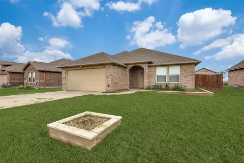 110 Hanover Ave, Palmer, TX 75152