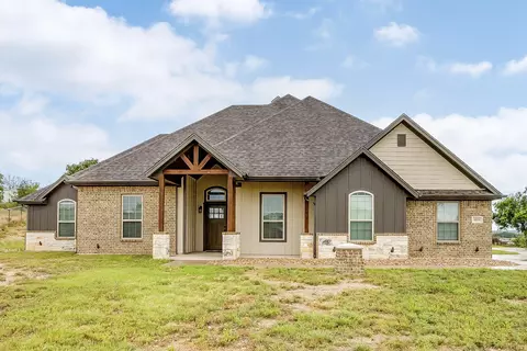 1039 Cloudy Ct, Weatherford, TX 76085
