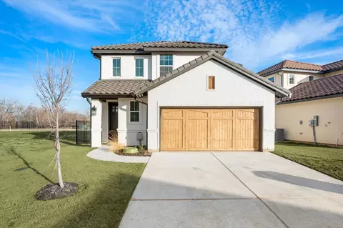 10040 Lakeside Dr, Fort Worth, TX 76179