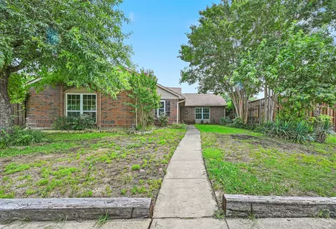 4606 Horizon Dr, Rowlett, TX 75088