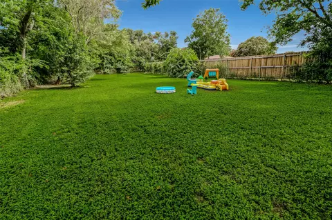1911 Hudspeth Ave, Dallas, TX 75216