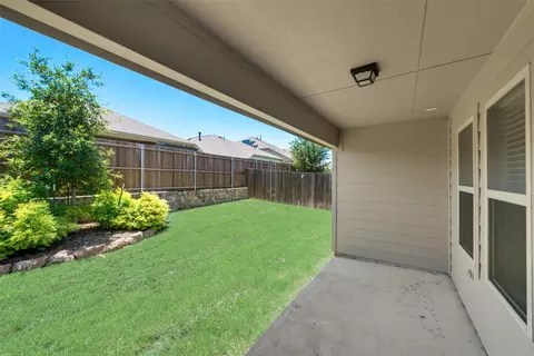 809 Blackhawk Dr, Princeton, TX 75407 photo 25