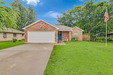 2520 Cumberland Dr, Garland, TX 75041