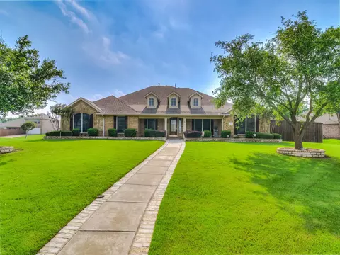 313 Stone Ridge Dr, Sunnyvale, TX 75182