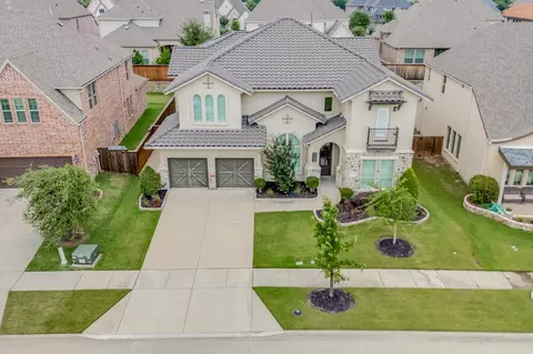 1028 Thoroughbred Ave, Frisco, TX 75036