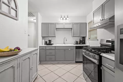505 Limestone Dr, Euless, TX 76039 photo 6