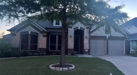 702 Eagle Ct, Mansfield, TX 76063