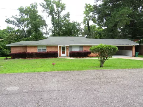 210 Faith Dr, Winnfield, LA 71483