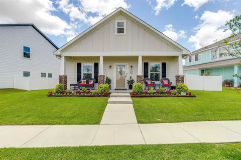 11025 Caldwell Ln, Fort Worth, TX 76179