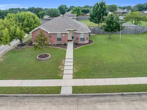 920 Hill Meadow Dr, Midlothian, TX 76065