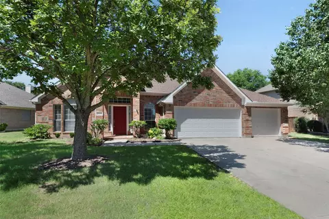 2812 Vista View Dr, Lewisville, TX 75067