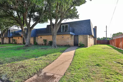 2726 Barrow St, Abilene, TX 79605