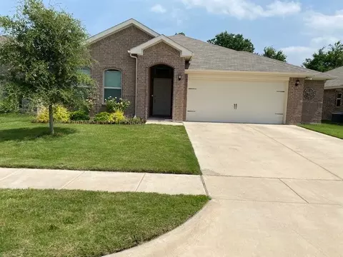 380 Paloma St, Weatherford, TX 76087