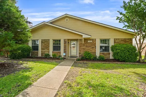 1206 Frio Ln, Garland, TX 75040