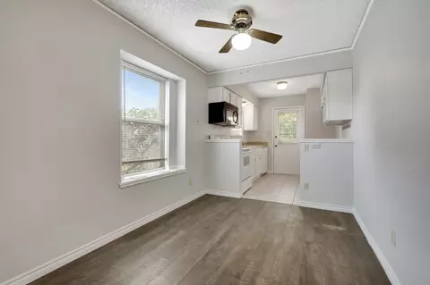 518 Augustine Dr, Euless, TX 76039 photo 6