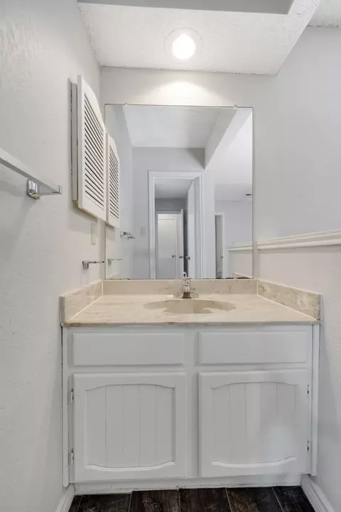 518 Augustine Dr, Euless, TX 76039 photo 11