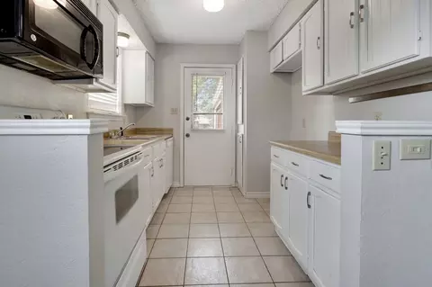 518 Augustine Dr, Euless, TX 76039 photo 7