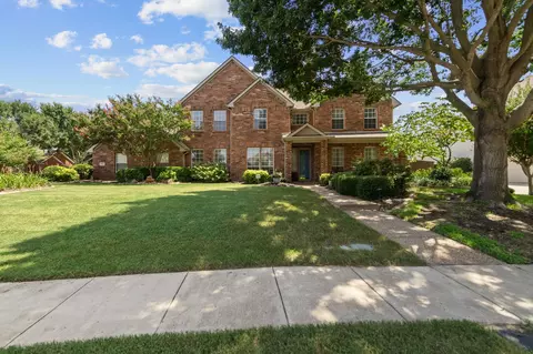 814 Clearwater Ln, Keller, TX 76248