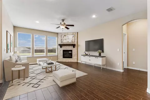 5860 Brightfield Rd, Fort Worth, TX 76137
