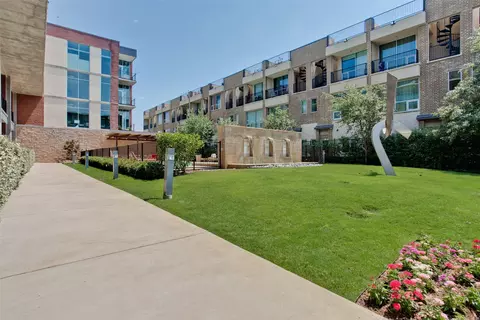 3030 Bryan St #403, Dallas, TX 75204