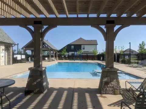 Exterior - 2017 Britton Trl, Argyle, TX 76226 photo 3 of 4