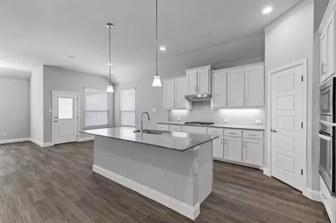 Kitchen - 2017 Britton Trl, Argyle, TX 76226 photo 2 of 5