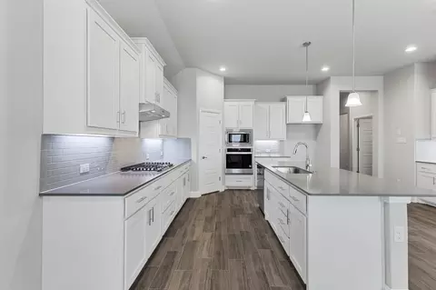 Kitchen - 2017 Britton Trl, Argyle, TX 76226 photo 4 of 5