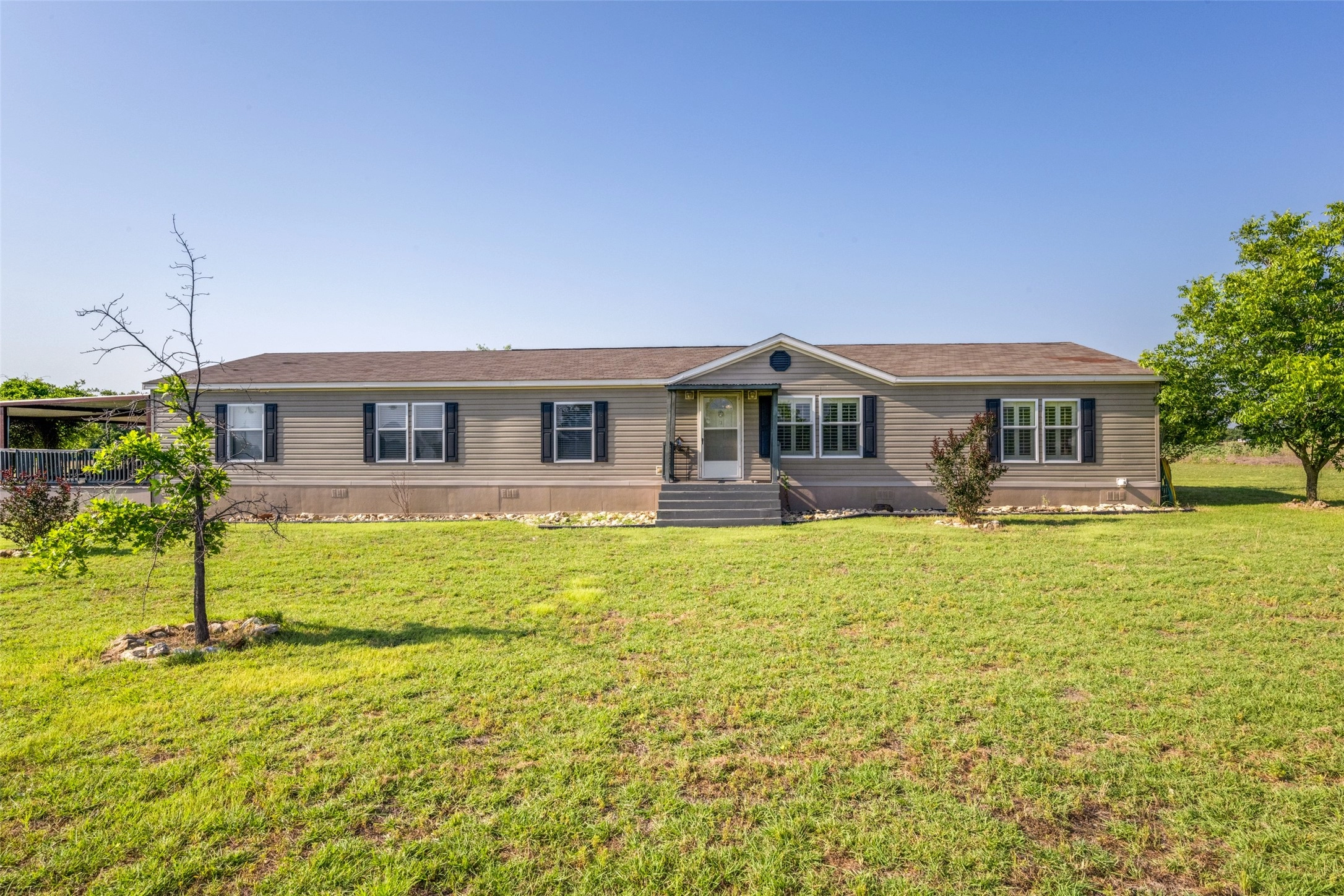15275 Brock Ln  