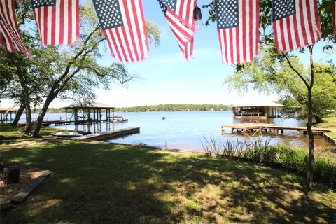 505 E Callender Lk, Murchison, TX 75778