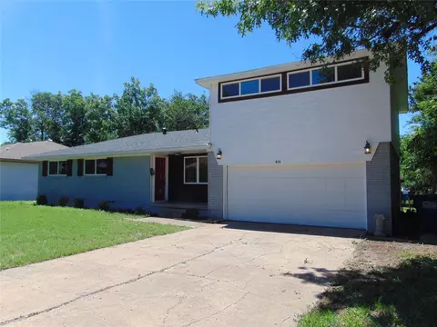 810 Sequoia Dr, Lancaster, TX 75146