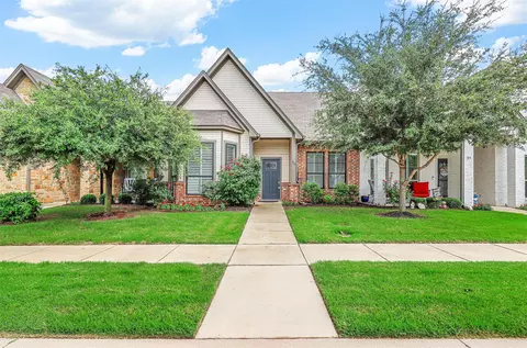 311 Tinker Trl, Burleson, TX 76028