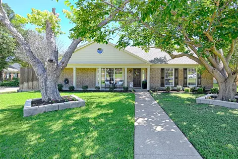 3901 18th St, Plano, TX 75074