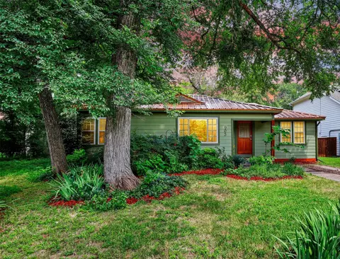 905 N Bailey Ave, Fort Worth, TX 76107