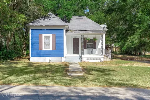 310 W Tennessee Ave, Vivian, LA 71082
