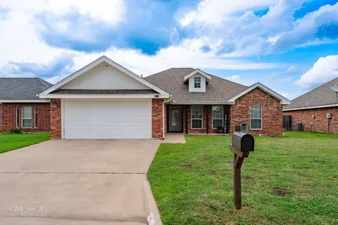 1318 Lewis And Clark Trl, Abilene, TX 79602