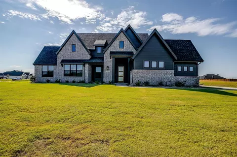 2240 True Grit Ranch Rd, Waxahachie, TX 75165