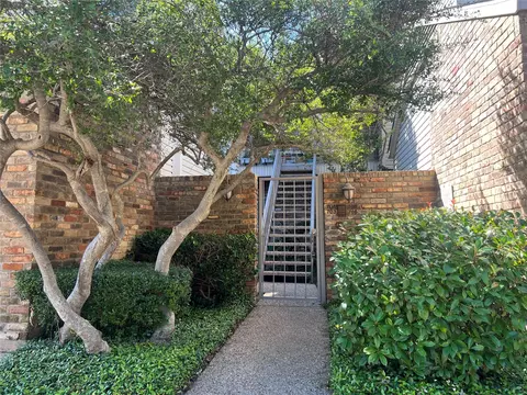 7340 Skillman St #703, Dallas, TX 75231