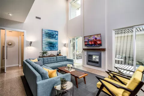 2040 Modern Pl, Dallas, TX 75214