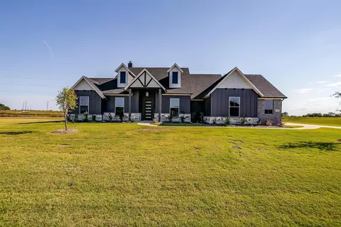 4540 Matador Ranch Ct, Waxahachie, TX 75165