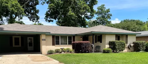 2049 Horton Ave, Shreveport, LA 71105