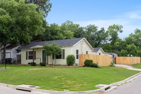 3000 Hunter St, Fort Worth, TX 76112