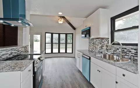 7112 Del Rio Ct, Fort Worth, TX 76133