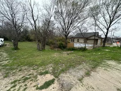 1214 E 10th St, Dallas, TX 75203